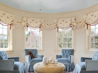 Traditional Interior Design - Grand Mansion Family Room